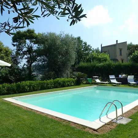 Monticello, Private Pool And Timeless Beauty